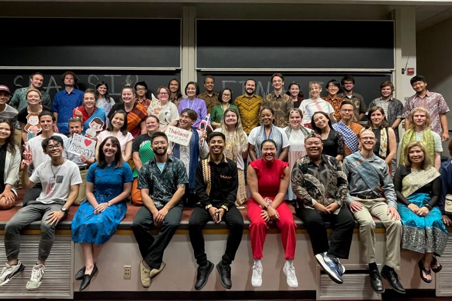 Students and instructors at SEASSI
