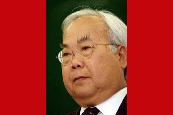 Featured Alum: Dr. Chai-anan Samudavanija
